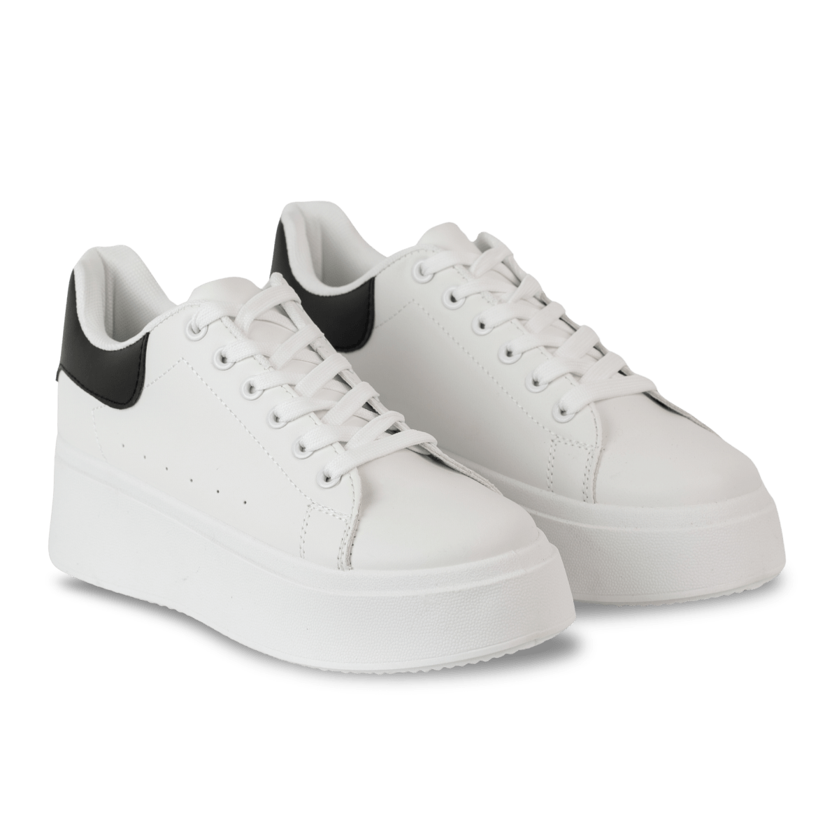 baskets en cuir pour femme – blanc et noir – valérie Baskets en cuir pour femme – Blanc et noir – Valérie - Lea & Paul Maroc
